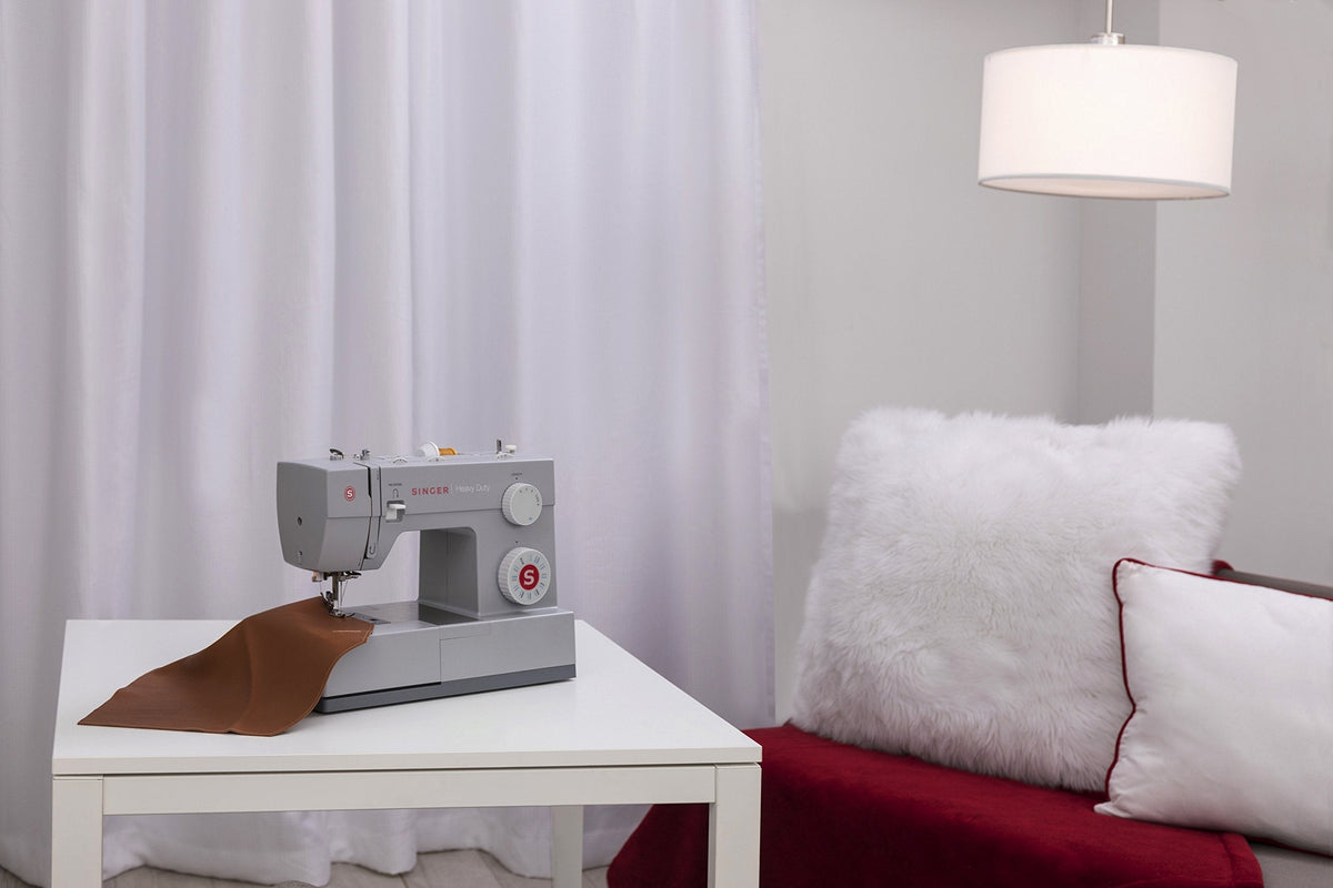 2025 Heavy Duty Sewing Machine 4423 -