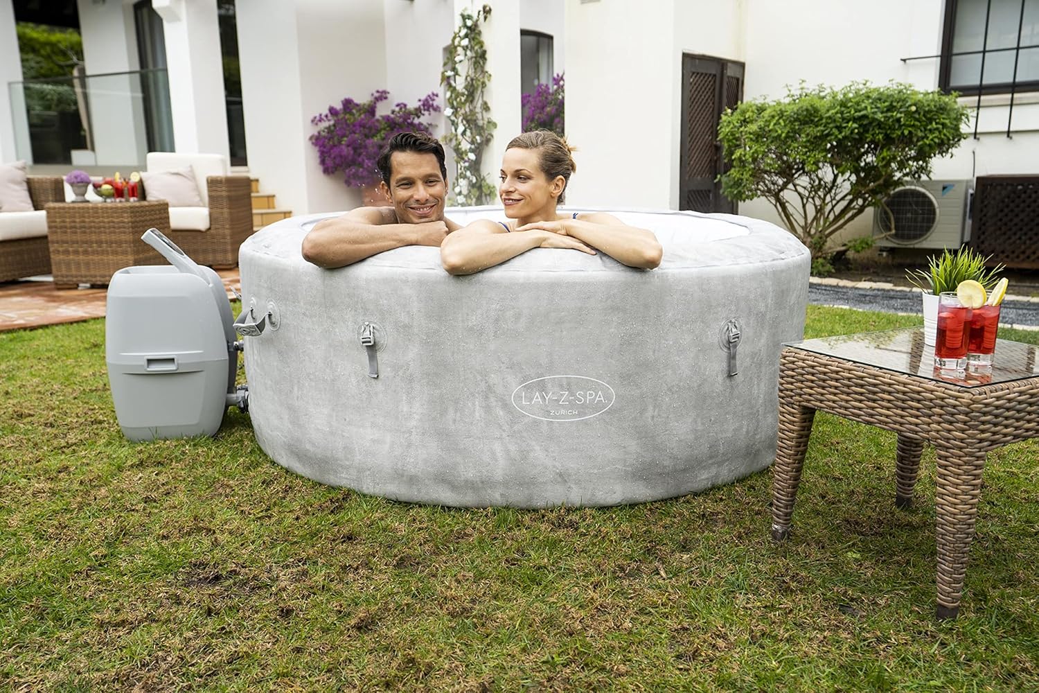 Lay-Z-Spa® Miami Airjet2 round inflatable spa - 4 people