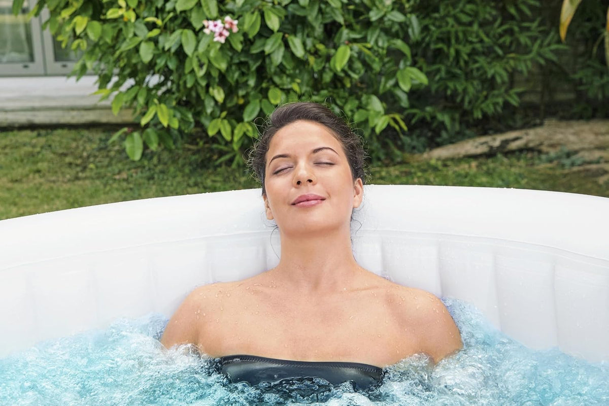 Lay-Z-Spa® Miami Airjet2 round inflatable spa - 4 people